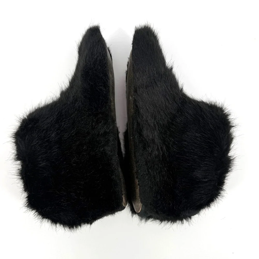 UGG Amary Women 9 Boots Black Faux Fur Fluffy Ankle Booties Cabincore Aprés Ski